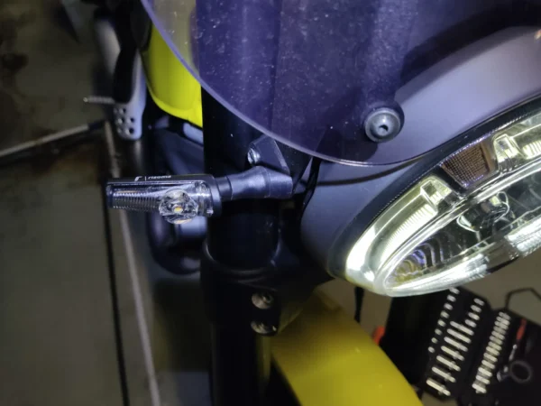 Adaptateur clignotant DUCATI SCRAMBLER – Image 3